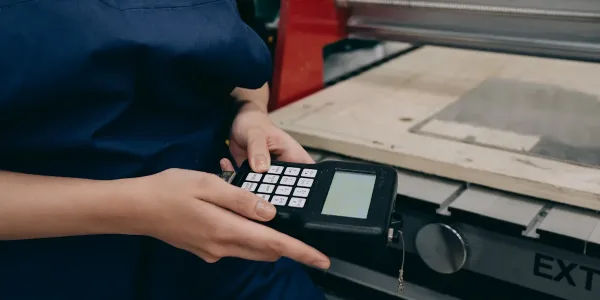 Understanding CNC Machine Controllers: How CNC Technology Powers Modern Manufacturing