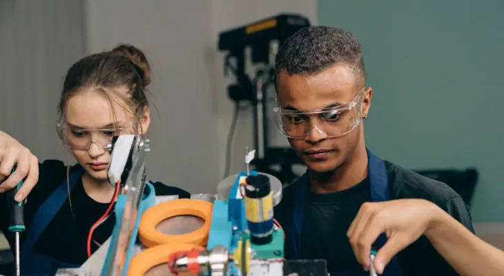 Career Paths in the Injection Molding Industry: Skills, Certifications, and Growth Opportunities