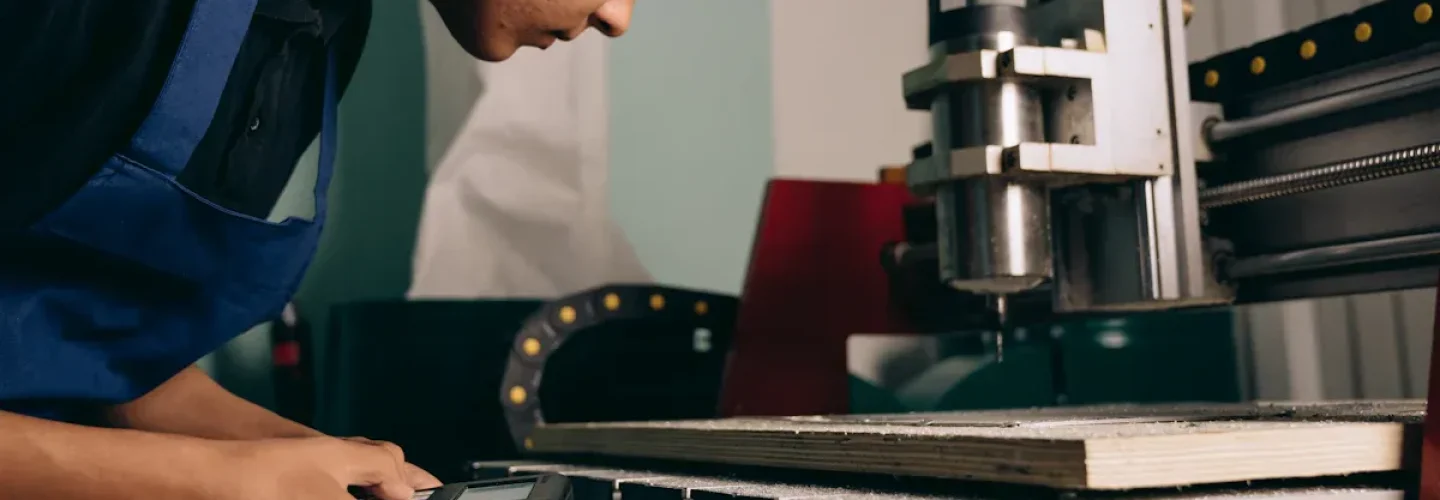 CNC Hole Design Guidelines: Depth, Diameter, Tolerances and Drill vs Bore Explained