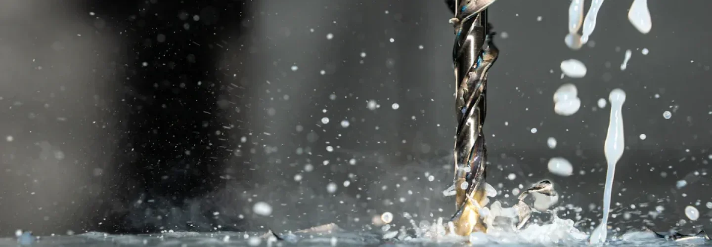 CNC Chip Control & Cooling Strategies: Best Practices for Temperature and Tool Life