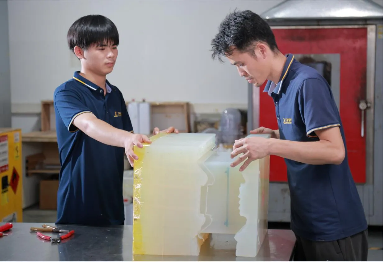 Material Options in Vacuum Casting for Medical Devices