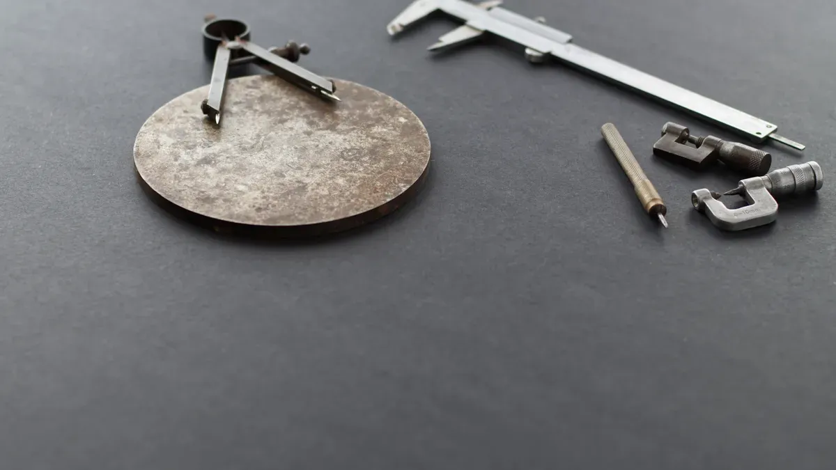 MEASUREMENT TOOLS USED IN CNC MACHINING INSPECTION